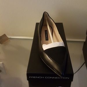 Black flat leather shoe